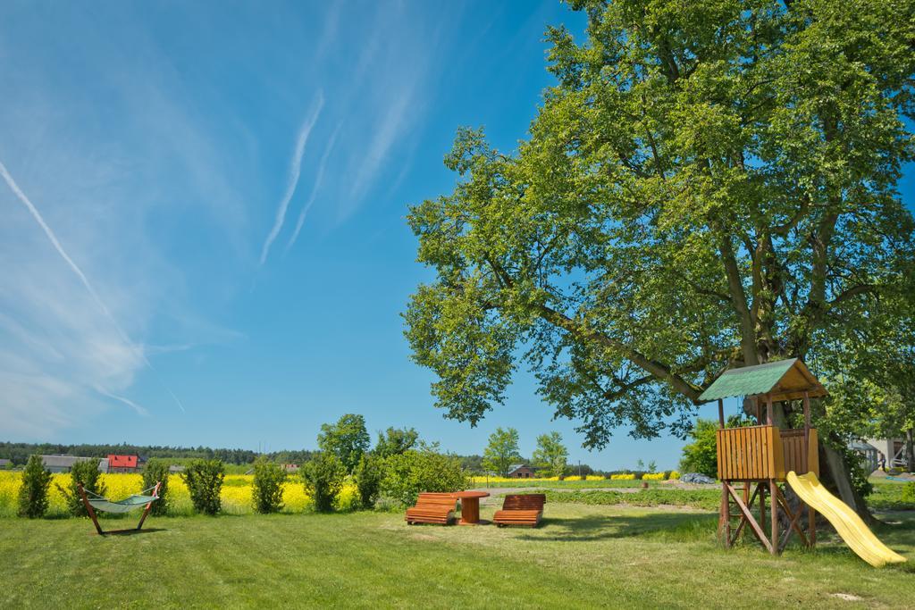 Agropark - Dworek Pod Lipa Sobków Extérieur photo